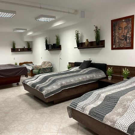 Budapest Wigwam 140 M2 Экстерьер фото